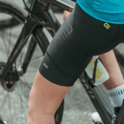 Alé R-EV1 Future Plus Trägershorts Frauen 13 Alé R-EV1 Future Plus Trägershorts Frauen -Compressport Verkaufsladen Al Women s R EV1 Future Plus Bib Shorts Bib Shorts Black SS20 L20106401 01 4