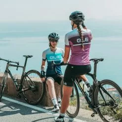 Alé Solid Blend Trägershorts Frauen 9 Alé Solid Blend Trägershorts Frauen -Compressport Verkaufsladen Al Women s Solid Blend Bib Shorts Bib Shorts Black White SS20 L20168467 01 2