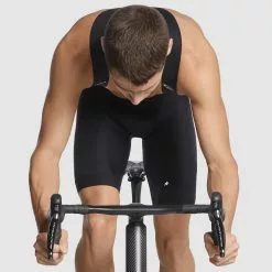 Assos EQUIPE R Bib Shorts S9 -Compressport Verkaufsladen Assos EQUIPE R Bib Shorts S9 Bib Shorts Black Series SS23 11 10 255 18 XS