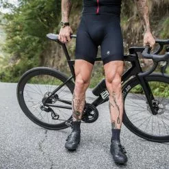 Assos Equipe RS S9 Trägershorts -Compressport Verkaufsladen Assos Equipe RS Bib Shorts S9 Bib Shorts Black Series SS19 11 10 190 18 L 12