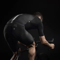 Assos Equipe RS Spring Fall S9 Trägershorts -Compressport Verkaufsladen Assos Equipe RS Spring Fall Bib Shorts S9 Bib Shorts Black Series SS20 11 10 211 18 L 3