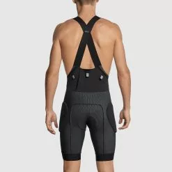 Assos TRAIL TACTICA Liner Bib Shorts HP T3 -Compressport Verkaufsladen Assos TRAIL TACTICA Liner Bib Shorts HP T3 Bib Shorts Torpedo Grey SS23 51 10 117 70 XS 3