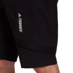 Adidas Terrex Zupahike Shorts -Compressport Verkaufsladen H55930 APP on model detail 1 white
