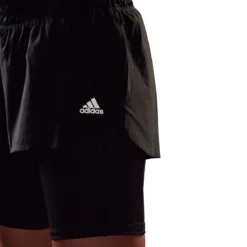 Adidas Women's Run Icons 2in1 Running Shorts -Compressport Verkaufsladen H57754 APP on model detail 1 white