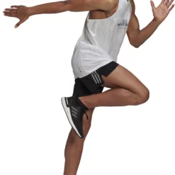 Adidas ADIZERO Shorts -Compressport Verkaufsladen HI1017 5 APPAREL On Model Walking View white