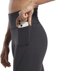 Reebok Women's Lux High RIse Bike Short 11 Reebok Women's Lux High RIse Bike Short -Compressport Verkaufsladen HS7800 5 APPAREL On20Model Detail20View201 white