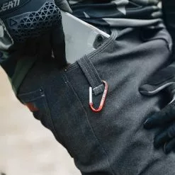 Leatt MTB Gravity 3.0 Pant -Compressport Verkaufsladen Leatt MTB Gravity 3 0 Pant Trousers Black 2023 5023036700 2