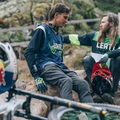 Leatt MTB Gravity 3.0 Pant -Compressport Verkaufsladen Leatt MTB Gravity 3 0 Pant Trousers Black 2023 5023036700 3