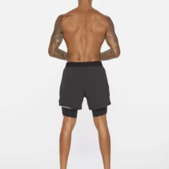 2XU Aero 5" 2 In 1 Shorts 12 2XU Aero 5" 2 In 1 Shorts -Compressport Verkaufsladen MR6535b BLK SRF 05 scaled