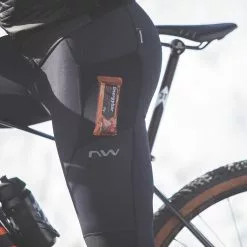 Northwave Fast Trail Trägerhose 12 Northwave Fast Trail Trägerhose -Compressport Verkaufsladen Northwave Fast Trail Cycling Bib Tights Bib Tights Black AW21 NWA89211073 10 3 2