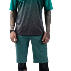 Nukeproof Blackline MTB Shorts -Compressport Verkaufsladen Nukeproof Blackline Shorts Baggy Shorts Green SS20 NPA0001 19GREENL 0
