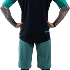 Nukeproof Blackline MTB Shorts -Compressport Verkaufsladen Nukeproof Blackline Shorts Baggy Shorts Green SS20 NPA0001 19GREENL 1