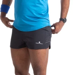 Ronhill Tech Cargo Racer Shorts -Compressport Verkaufsladen RH 005544 Mens Tech Cargo Racer Short RH 009 Black Front 5747