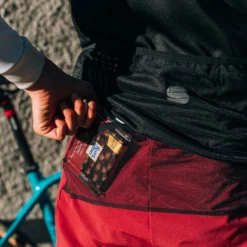 Sportful Women's Supergiara Overshort -Compressport Verkaufsladen Sportful Women s Supergiara Overshort Baggy Shorts Red Rumba AW20 SF205106221 3