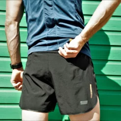 Zone3 Lightweight Phantom Laufshorts (ca. 13 Cm) -Compressport Verkaufsladen Zone3 Phantom Lightweight Run Shorts 3square